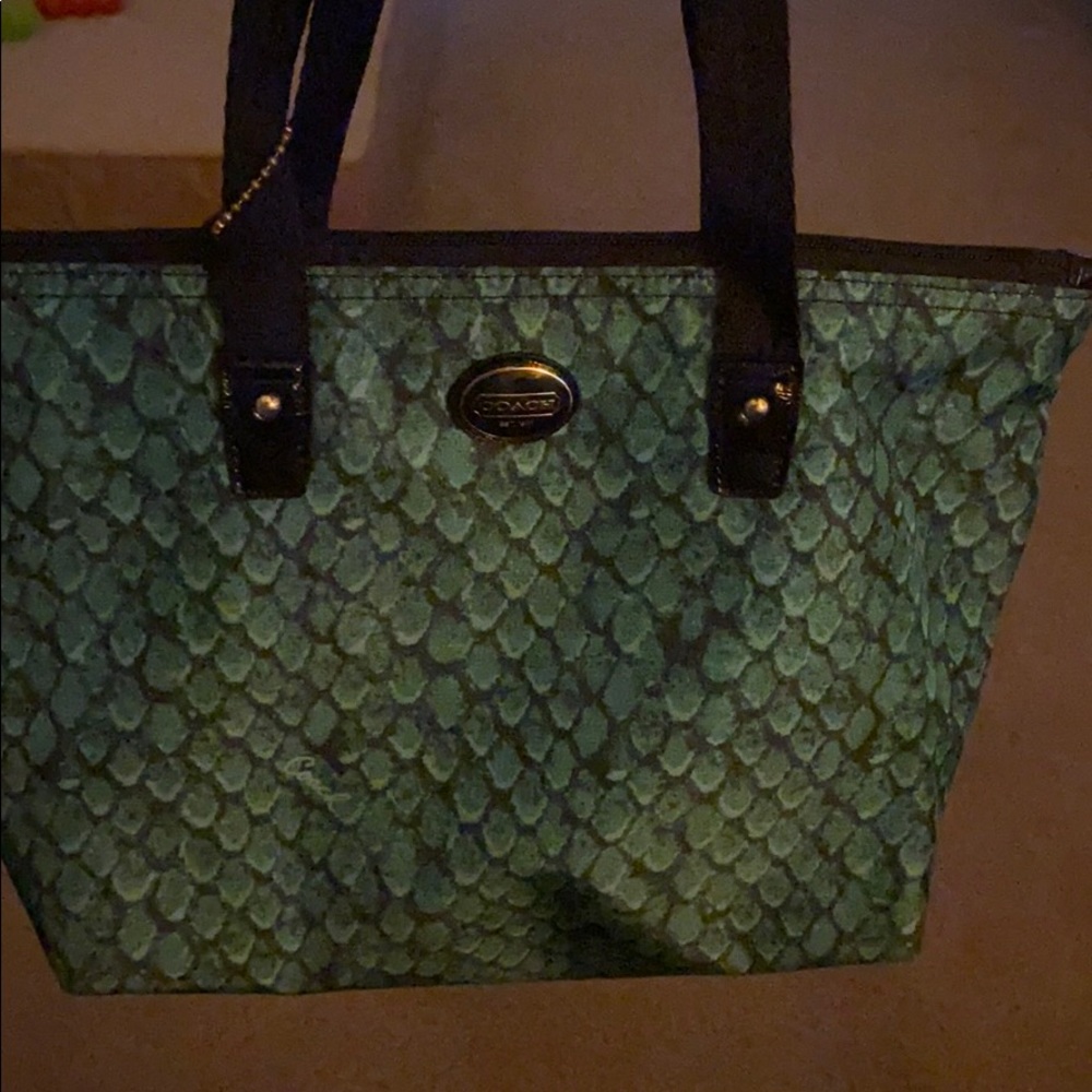 💙COACH MERMAID HANDBAG